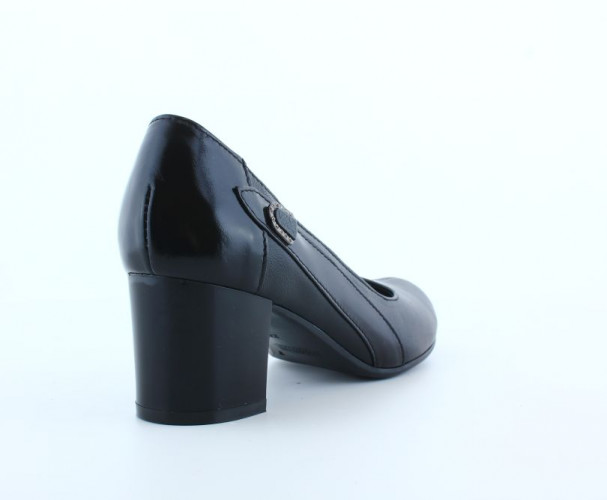 Туфли Женские кожаные ROMAX 27 черный