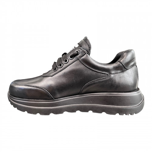 Кроссовки Женские кожаные BLESSO 125 черный