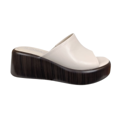 Шльопки жіночі шкіряні ILONA 865/593 04 беж