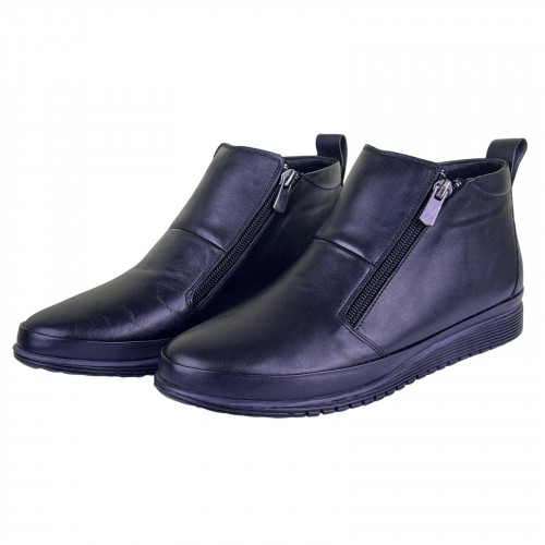 Ботинки Женские кожаные VIOLETA 081 черный