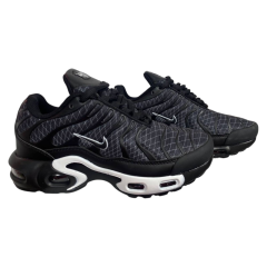 Кроссовки женские текстильные NIKE AIR MAX TN PLUS В2767-8 чорно-графитовые