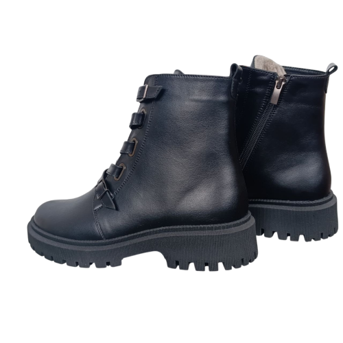 Жіночі шкіряні черевики KATRIN 382 01 чорні хутро