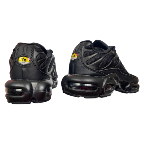 Кроссовки мужские текстильные NIKE AIR MAX TN PLUS 604133 черные