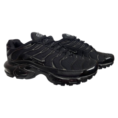 Кроссовки мужские текстильные NIKE AIR MAX TN PLUS 604133 черные