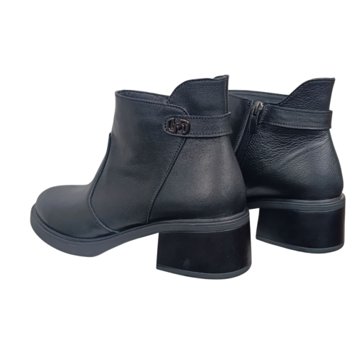 Черевики жіночі шкіряні FOOT STEP 539 чорні байка каблук