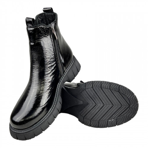 Черевики Жіночі шкіряні челсі SPRINGER 22123-2L чорний лак