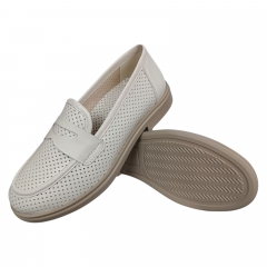 Лофери женские кожаные CAMELLIA 240/1 16 светло-бежевые