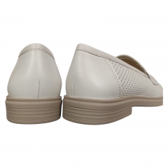 Лофери женские кожаные CAMELLIA 240/1 16 светло-бежевые