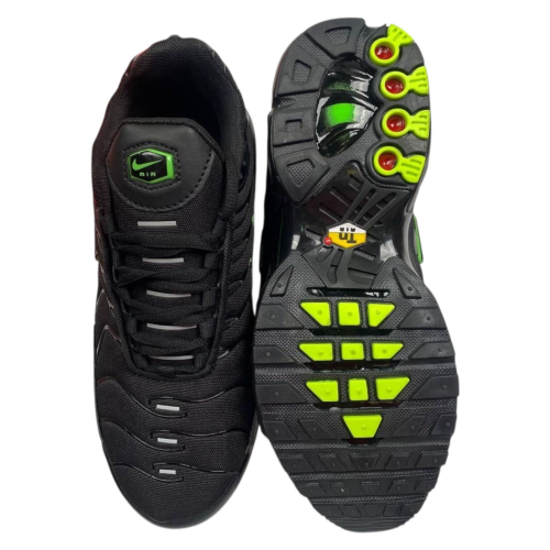 Кроссовки мужские текстильные NIKE AIR MAX TN PLUS A0018-7 черно-зеленые