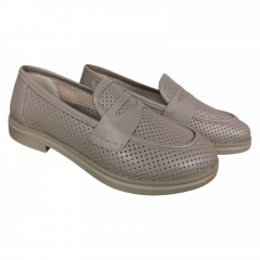 Лоферы женские кожаные CAMELLIA 240/1 07 бежевые