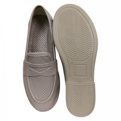 Лоферы женские кожаные CAMELLIA 240/1 07 бежевые