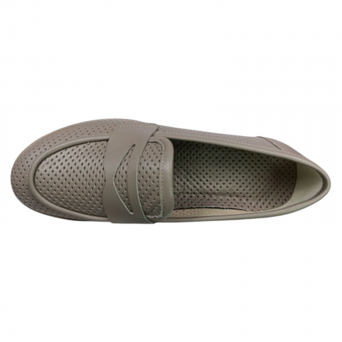 Лоферы женские кожаные CAMELLIA 240/1 07 бежевые