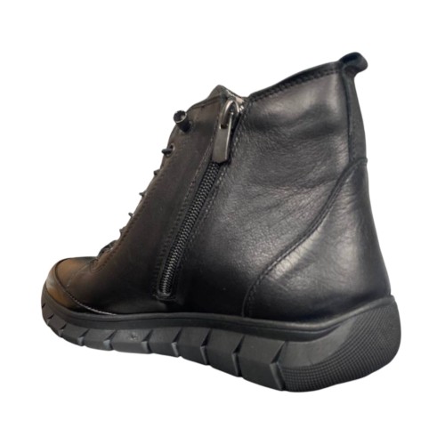 Ботинки женские кожаные CANBERK 3910 01 черный мех