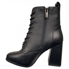 Черевии жіночі шкіряні каблук DIANA D-112/967 (c) чорні байка