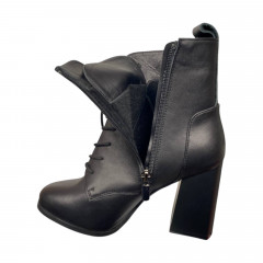 Черевии жіночі шкіряні каблук DIANA D-112/967 (c) чорні байка