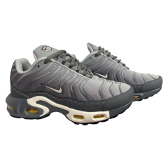 Кроссовки мужские текстильные NIKE AIR MAX TN PLUS B2767-11 серые