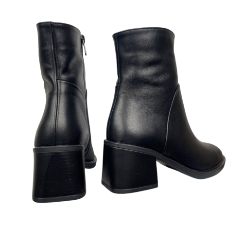 Черевики жіночі SCORPION 2525 чорні хутро каблук