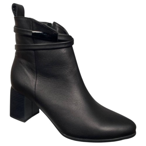 Черевики жіночі шіряні каблук DIANA D-137/49 чорні байка