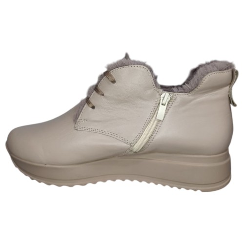 Ботинки женские кожаные MADAM 11725 мокко мех 