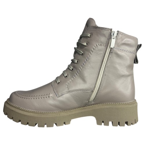 Ботинки женские кожаные MADAM 11758-1 мокко мех