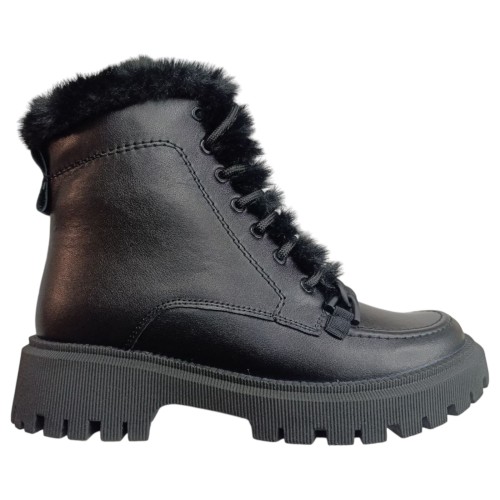 Черевики жіночі шкіряні Madam 11752  чорний  хутро 