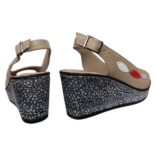 Босоніжкі жіночі шкіряні ATO 2033 бежеві 