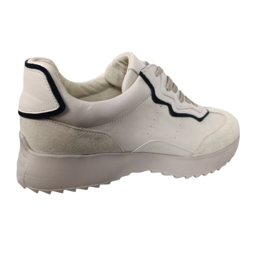 Кросівки жіночі шкіряні DITAS K 31/1 бежеві капучіно 