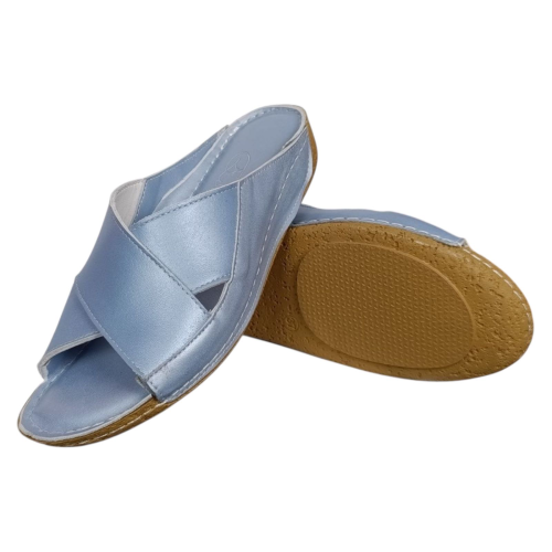 Шлепанцы женские кожаные ATO 243 88 голубые 