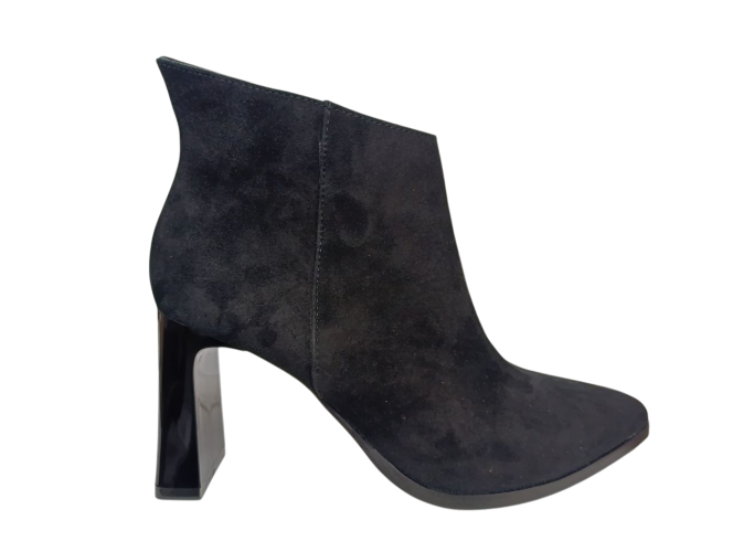 Ботинки женские замшевые ILONA 951/872 черные каблук байка