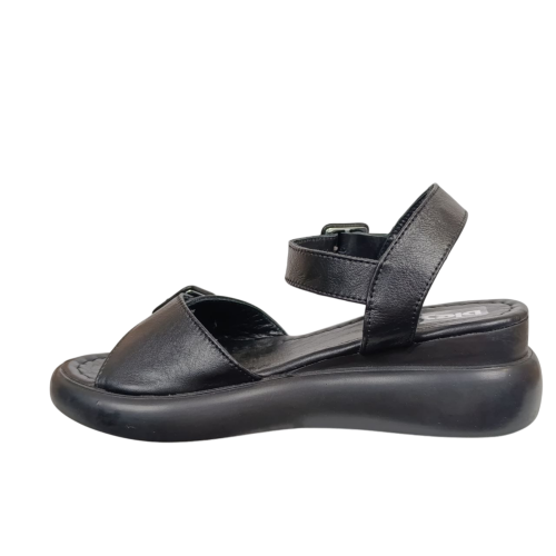 Босоножки женские BLESSO C238 01 черные
