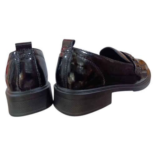 Лоферы женские кожаные PLPS KK3-3 черные лаковые.