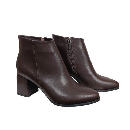 Ботинки женские кожаные ILONA 483/49 08 коричневые каблук байка