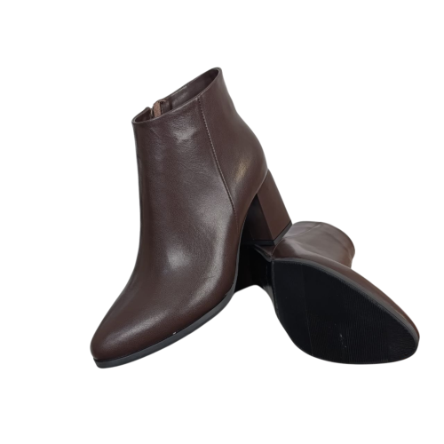 Ботинки женские кожаные ILONA 483/49 08 коричневые каблук байка