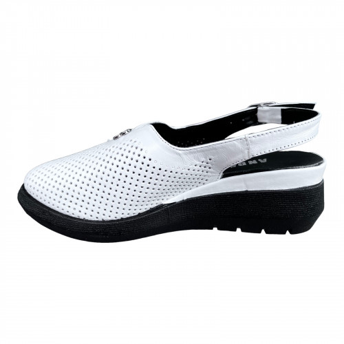 Босоножки Женские кожаные ANDALINI 1812 белый