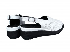 Босоножки Женские кожаные ANDALINI 1812 белый