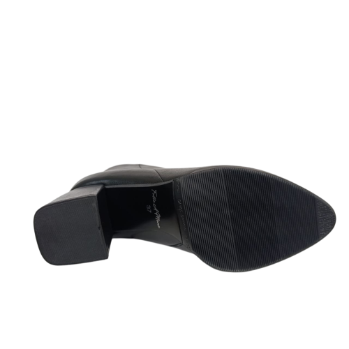 Ботинки женские кожаные ILONA 483/49 01 черные каблук байка