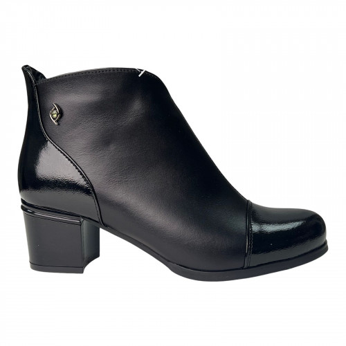Ботинки Женские кожаные ROMAX 361 черный байка
