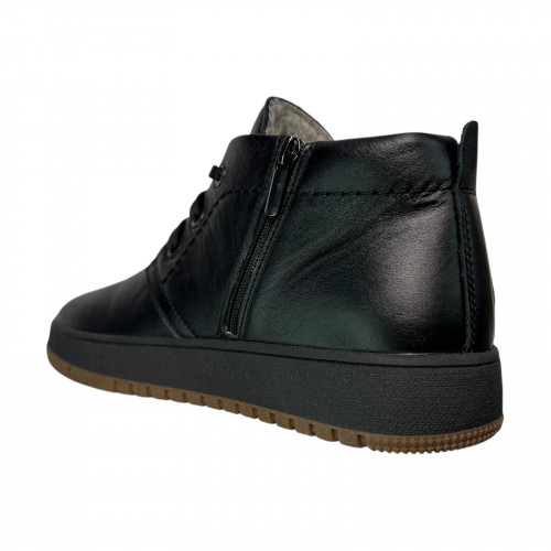 Ботинки мужские кожаные ARMANDO 11 01 черный мех