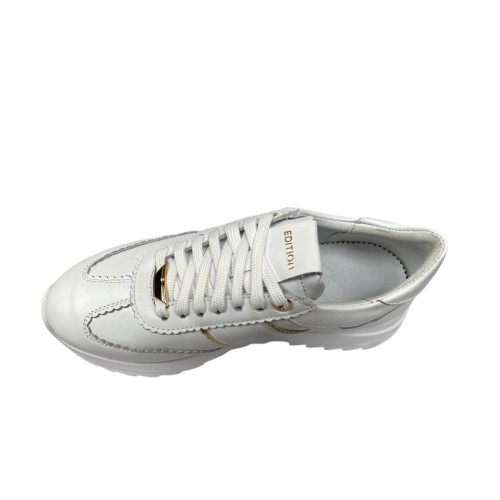 Женские кожаные кроссовки CAMELLIA 219/55 05 белые