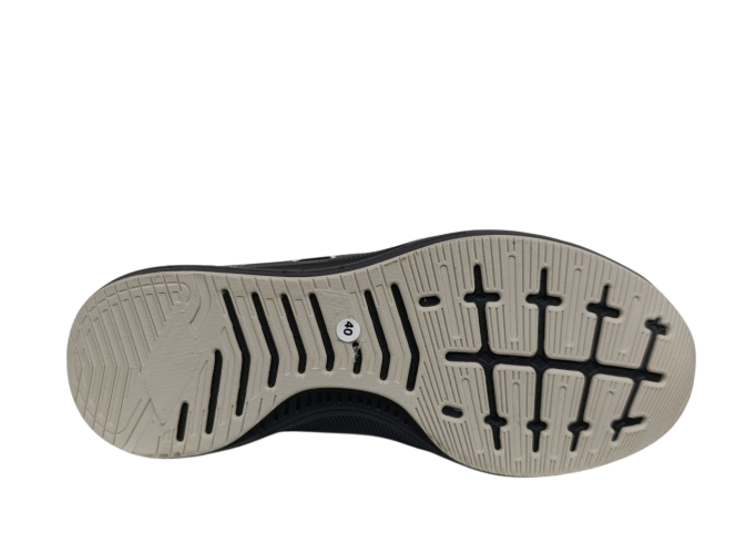 Кроссовки мужские CROSSAV 26 411 1/3 01 черные нубук сетка