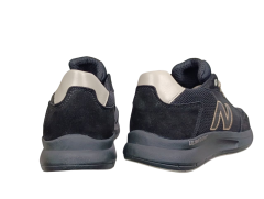 Кроссовки мужские CROSSAV 26 411 1/3 01 черные нубук сетка