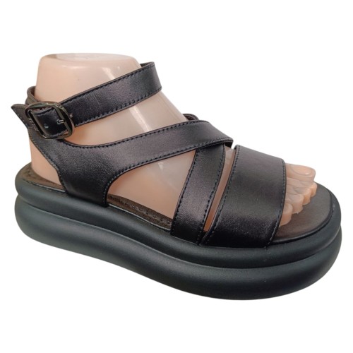 Босоножки женские кожаные ILONA 690/411 01 черные