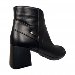Черевики жіночі шкіряні каблук NOVA VIVO 577 чорні байка