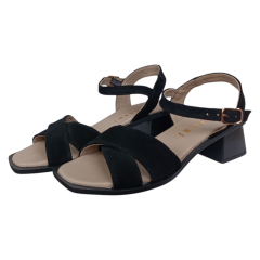 Босоніжкі жіночі шкіряні ANDALINI 411/01 чорні