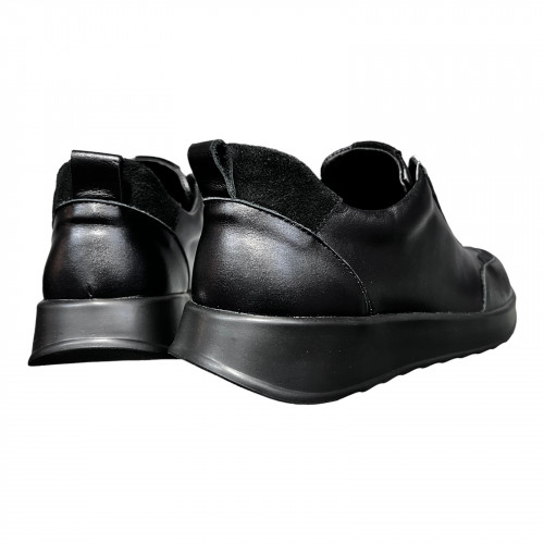 Кросівки Жіночі шкіряні VENTAJA 56/2 чорний замш