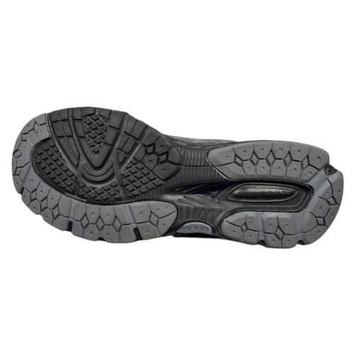 Кросівки чоловічі шкіряні New Balance 2002-4 сірі