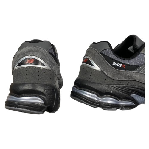 Кросівки чоловічі шкіряні New Balance 2002-4 сірі