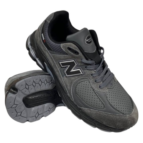 Кросівки чоловічі шкіряні New Balance 2002-4 сірі