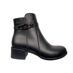 Ботинки женские кожаные KATRIN 30 01 черные каблук байка