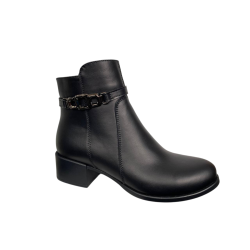 Ботинки женские кожаные KATRIN 30 01 черные каблук байка